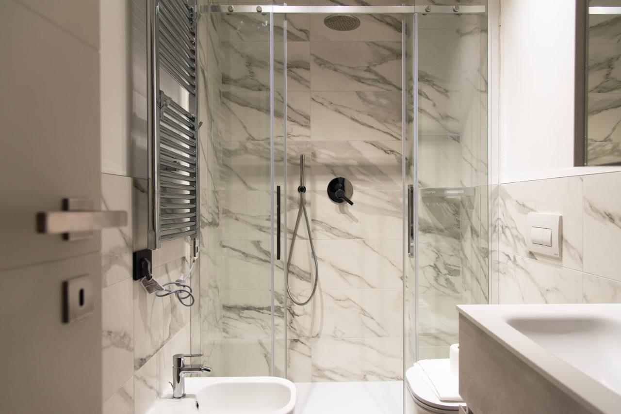 Youhosty - Montebianco 4/6 Milan Luaran gambar